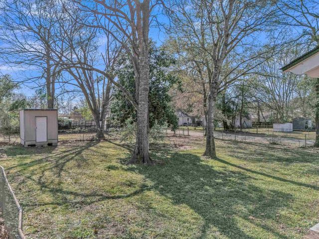 1204 Jenny St., Longview, TX 75604