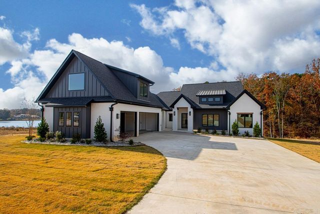 6143 Majestic Waters, Benton, AR 72019