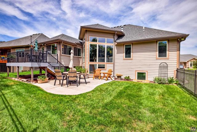 2225 SW Millers Glen DR, Topeka, KS 66614