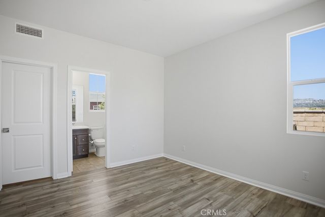 570 Jubilee Place, Santa Paula, CA 93060