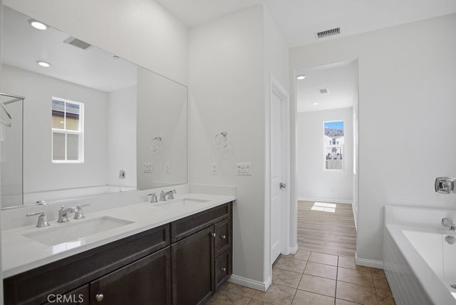 570 Jubilee Place, Santa Paula, CA 93060