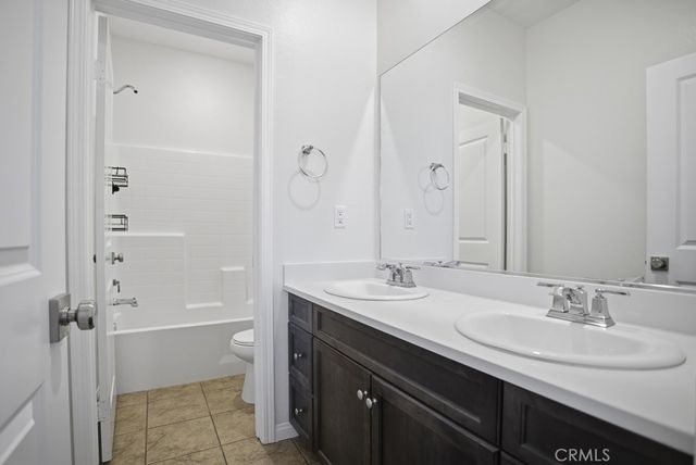 570 Jubilee Place, Santa Paula, CA 93060