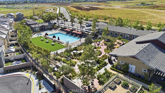 570 Jubilee Place, Santa Paula, CA 93060