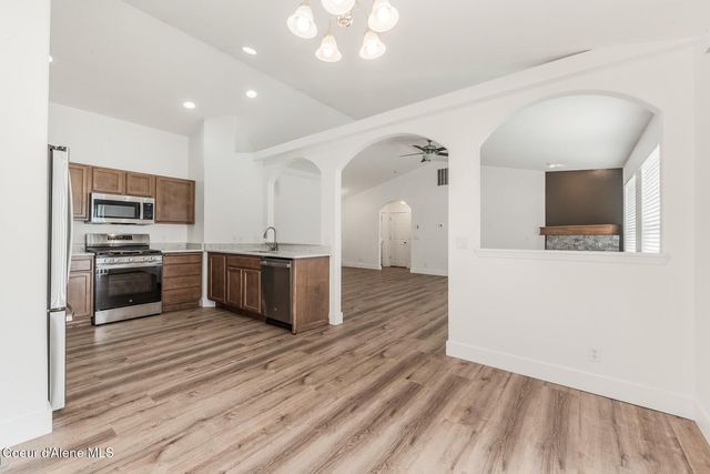 2633 N Partridge Lp, Post Falls, ID 83854