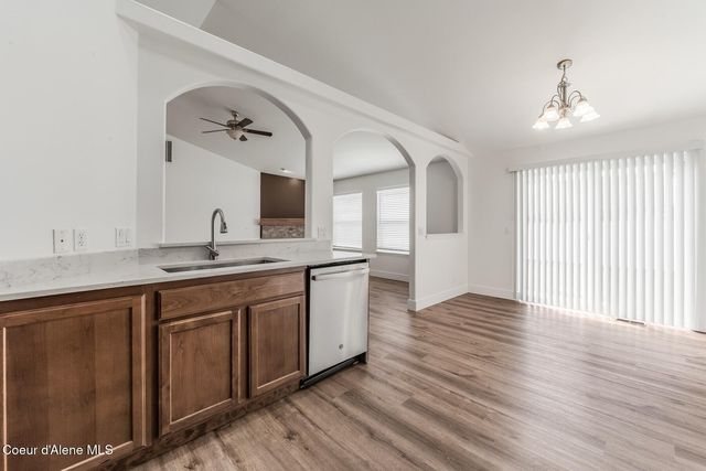 2633 N Partridge Lp, Post Falls, ID 83854