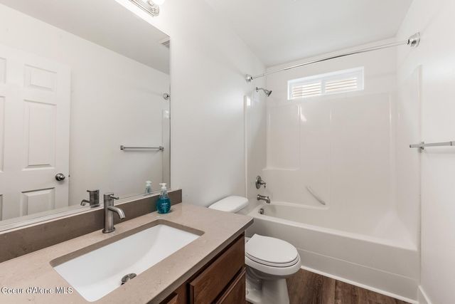 2633 N Partridge Lp, Post Falls, ID 83854