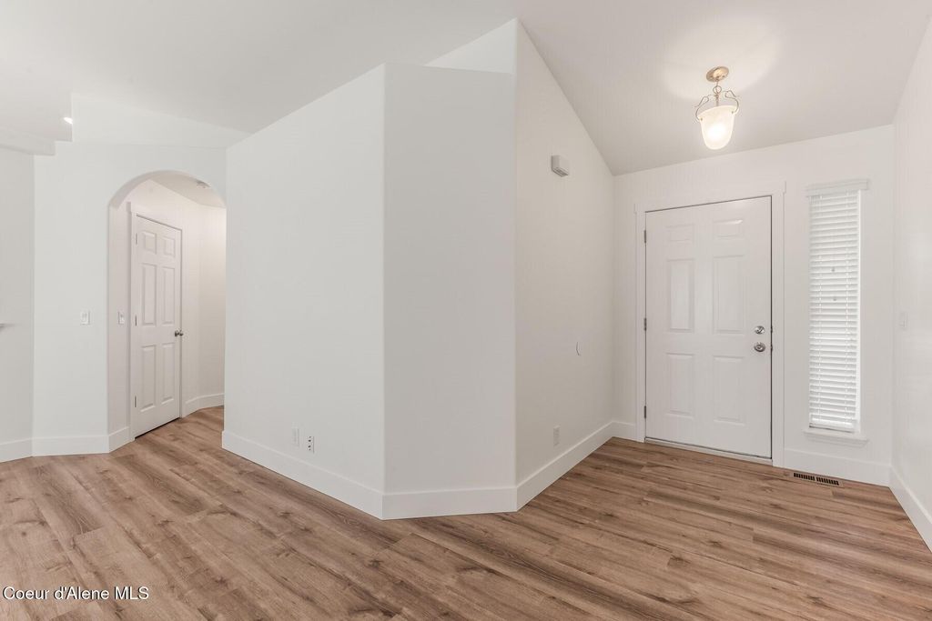 2633 N Partridge Lp, Post Falls, ID 83854 photo 4