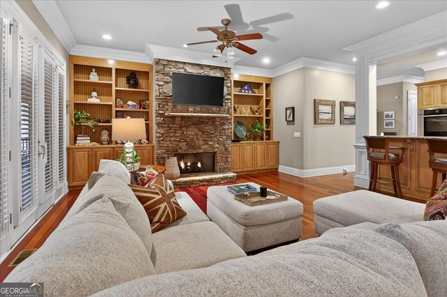 1812 Buckhead Valley Lane NE, Atlanta, GA 30324