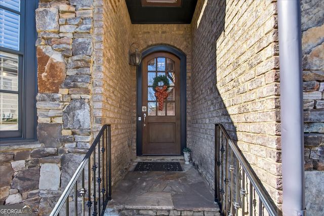 1812 Buckhead Valley Lane NE, Atlanta, GA 30324