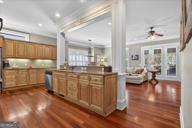 1812 Buckhead Valley Lane NE, Atlanta, GA 30324