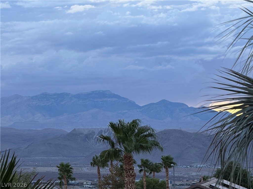 2524 Eclipsing Stars Drive, Henderson, NV 89044 — photo 3
