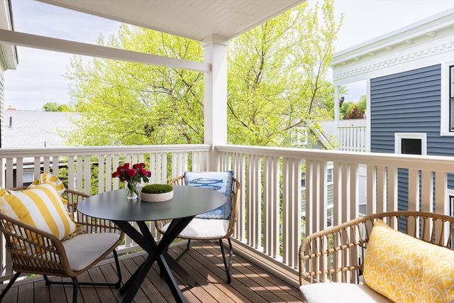 47 Vassal Lane 3, Cambridge, MA 02138