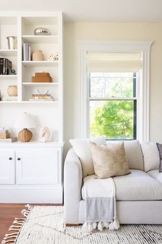 47 Vassal Lane 3, Cambridge, MA 02138