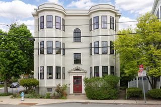 47 Vassal Lane 3, Cambridge, MA 02138