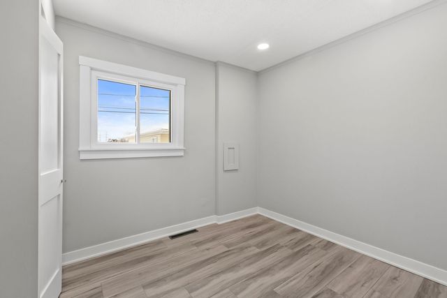 475 E Merle Lane, Wheeling, IL 60090