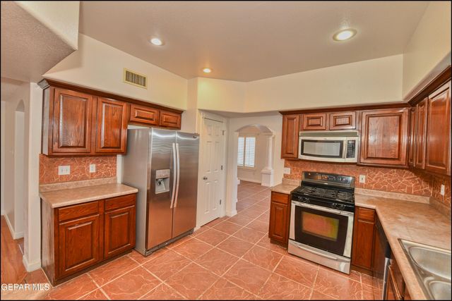 13049 TIERRA DAVID Court, El Paso, TX 79938