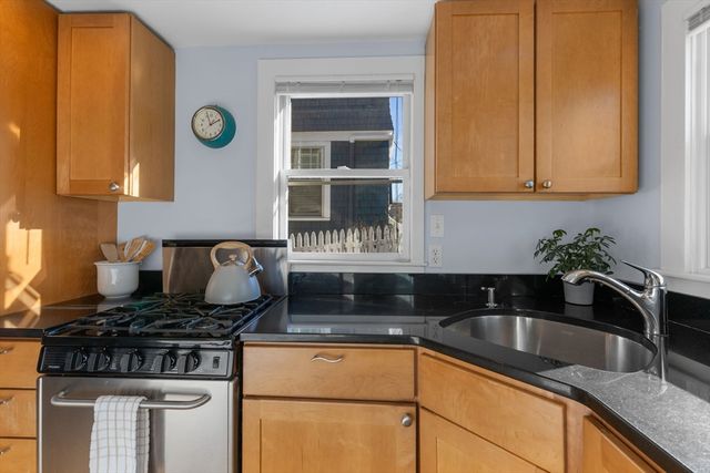 49 Bradford St 9, Provincetown, MA 02657