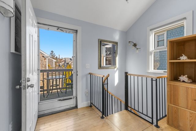 49 Bradford St 9, Provincetown, MA 02657