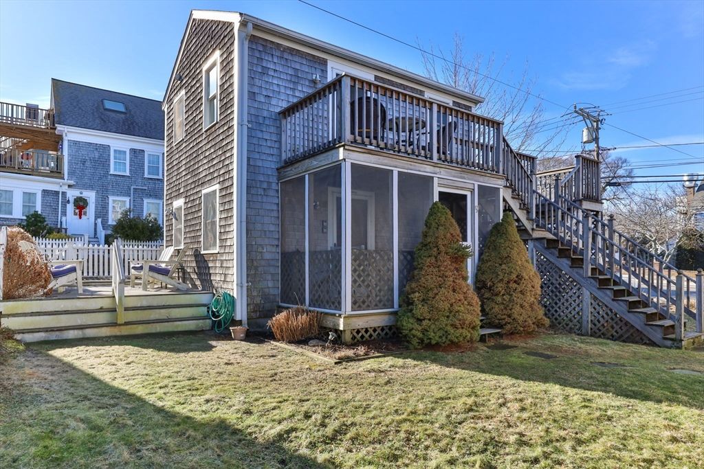 49 Bradford St 9, Provincetown, MA 02657