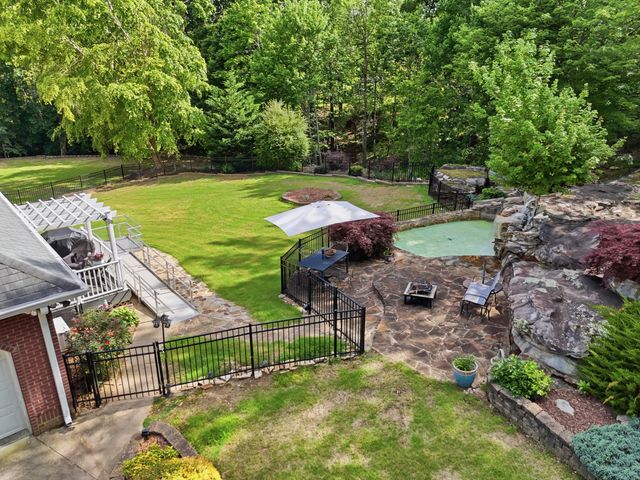 1019 Sandstone Terrace, Soddy Daisy, TN 37379