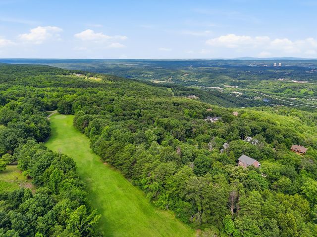 1019 Sandstone Terrace, Soddy Daisy, TN 37379