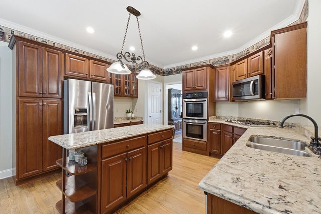 1019 Sandstone Terrace, Soddy Daisy, TN 37379