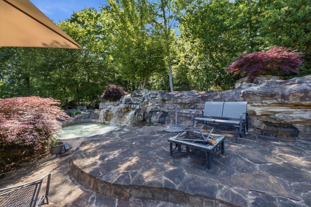 1019 Sandstone Terrace, Soddy Daisy, TN 37379