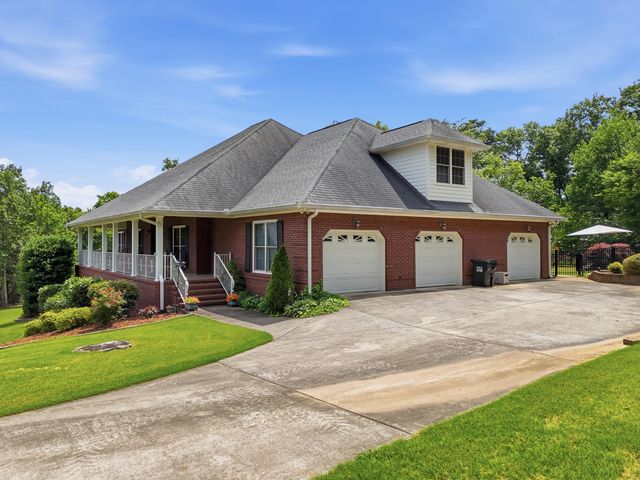 1019 Sandstone Terrace, Soddy Daisy, TN 37379