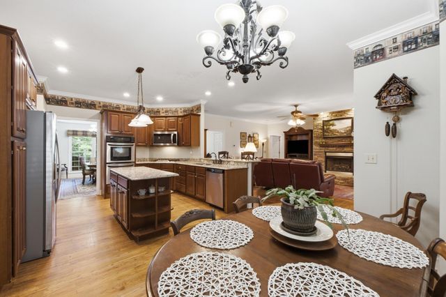 1019 Sandstone Terrace, Soddy Daisy, TN 37379