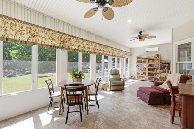 1019 Sandstone Terrace, Soddy Daisy, TN 37379
