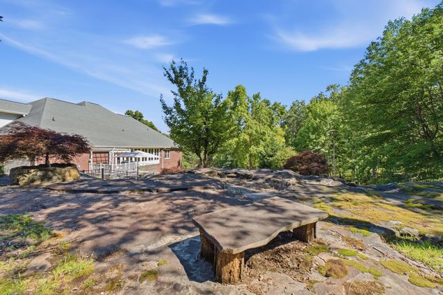 1019 Sandstone Terrace, Soddy Daisy, TN 37379