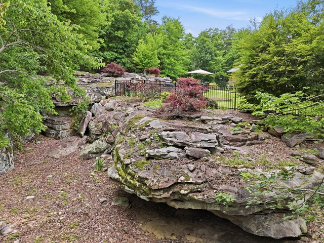 1019 Sandstone Terrace, Soddy Daisy, TN 37379