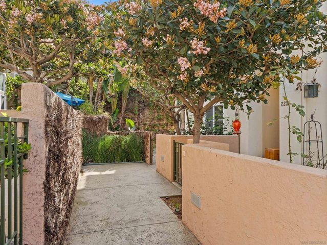 2237 5th Ave, San Diego, CA 92101