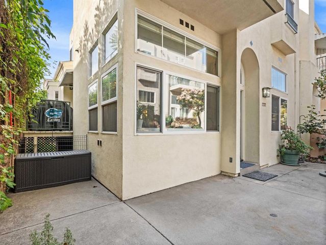 2237 5th Ave, San Diego, CA 92101