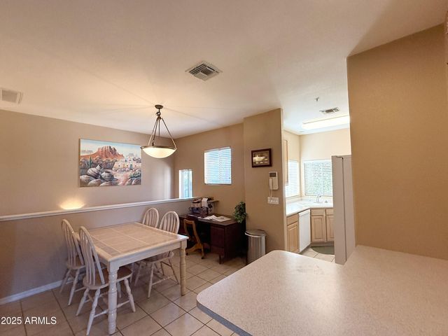 6535 E Superstition Springs Boulevard 214, Mesa, AZ 85206