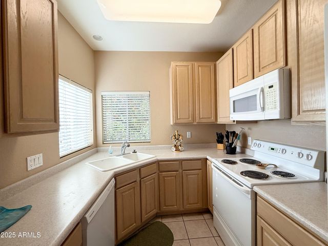 6535 E Superstition Springs Boulevard 214, Mesa, AZ 85206