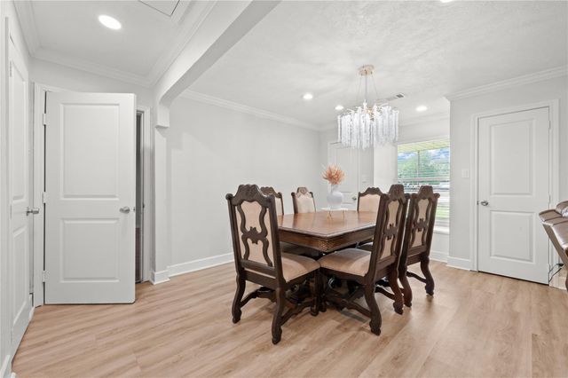1500 Massey Tompkins Road, Baytown, TX 77521