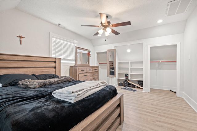 1500 Massey Tompkins Road, Baytown, TX 77521