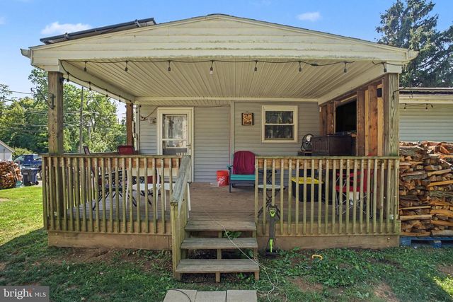111 FALMOUTH RD, Bainbridge, PA 17502