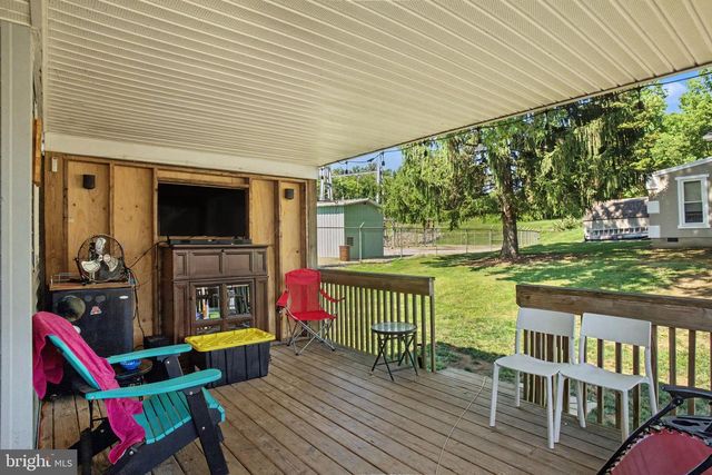 111 FALMOUTH RD, Bainbridge, PA 17502