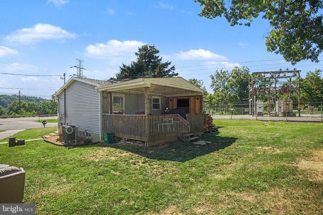 111 FALMOUTH RD, Bainbridge, PA 17502