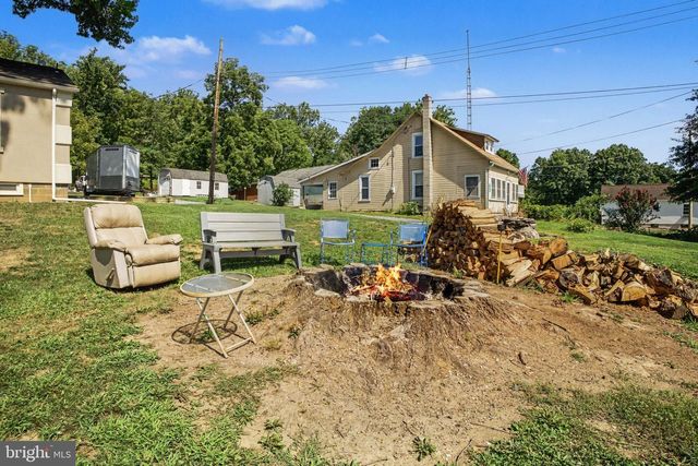 111 FALMOUTH RD, Bainbridge, PA 17502