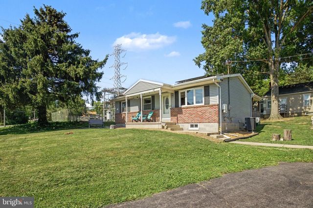 111 FALMOUTH RD, Bainbridge, PA 17502