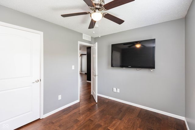6714 Larkwood Court, Indianapolis, IN 46241