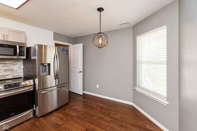 6714 Larkwood Court, Indianapolis, IN 46241