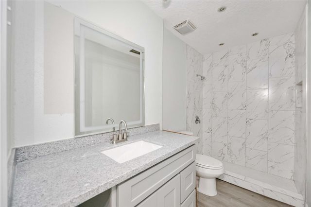 12415 Ridgelow Lane, Houston, TX 77070