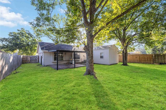 12415 Ridgelow Lane, Houston, TX 77070