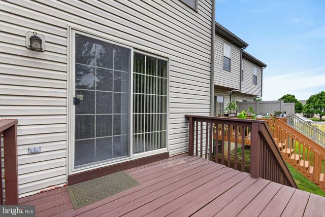 407 COBBLESTONE LN, Lancaster, PA 17601