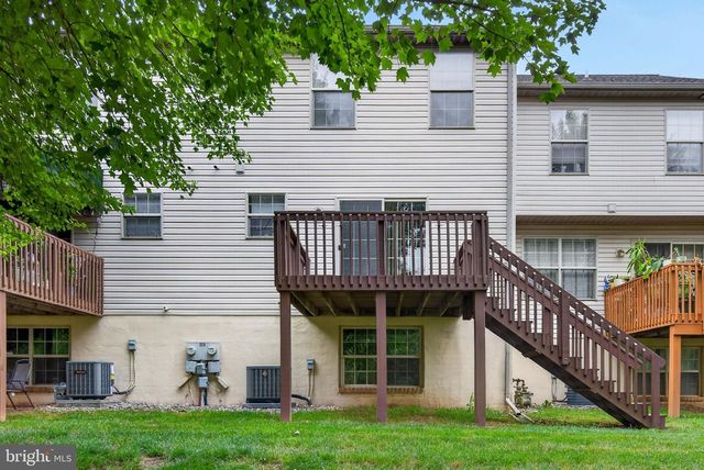 407 COBBLESTONE LN, Lancaster, PA 17601