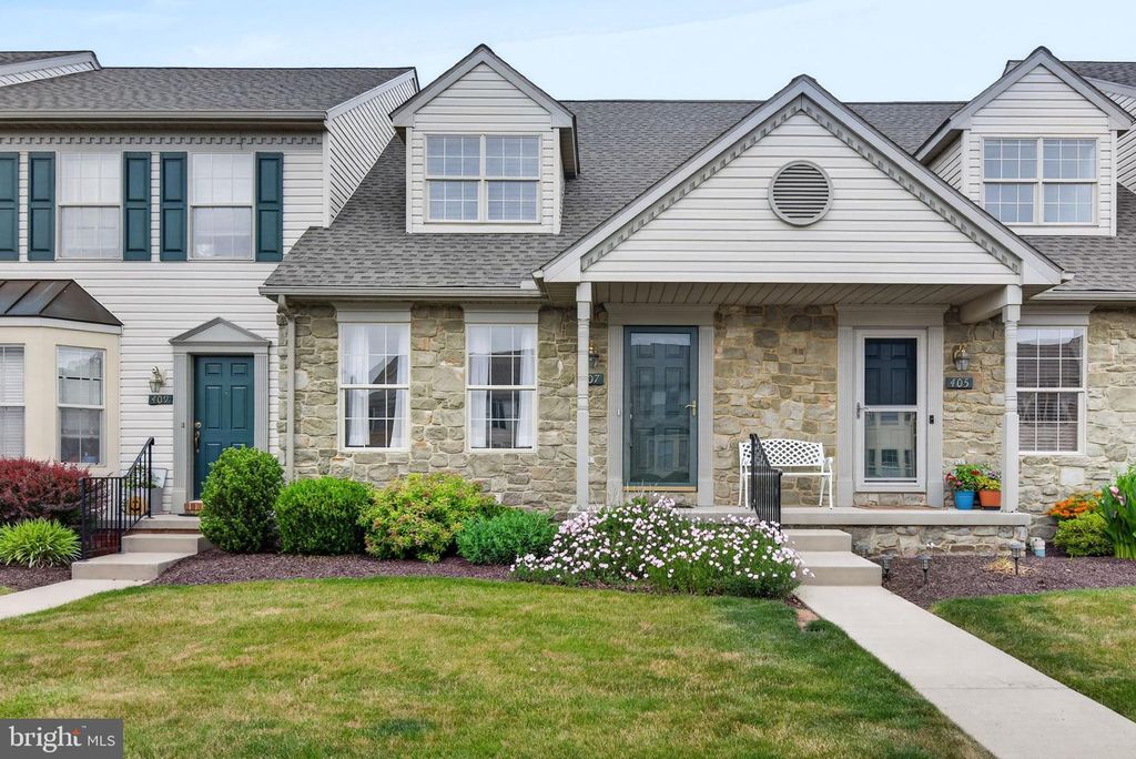407 COBBLESTONE LN, Lancaster, PA 17601
